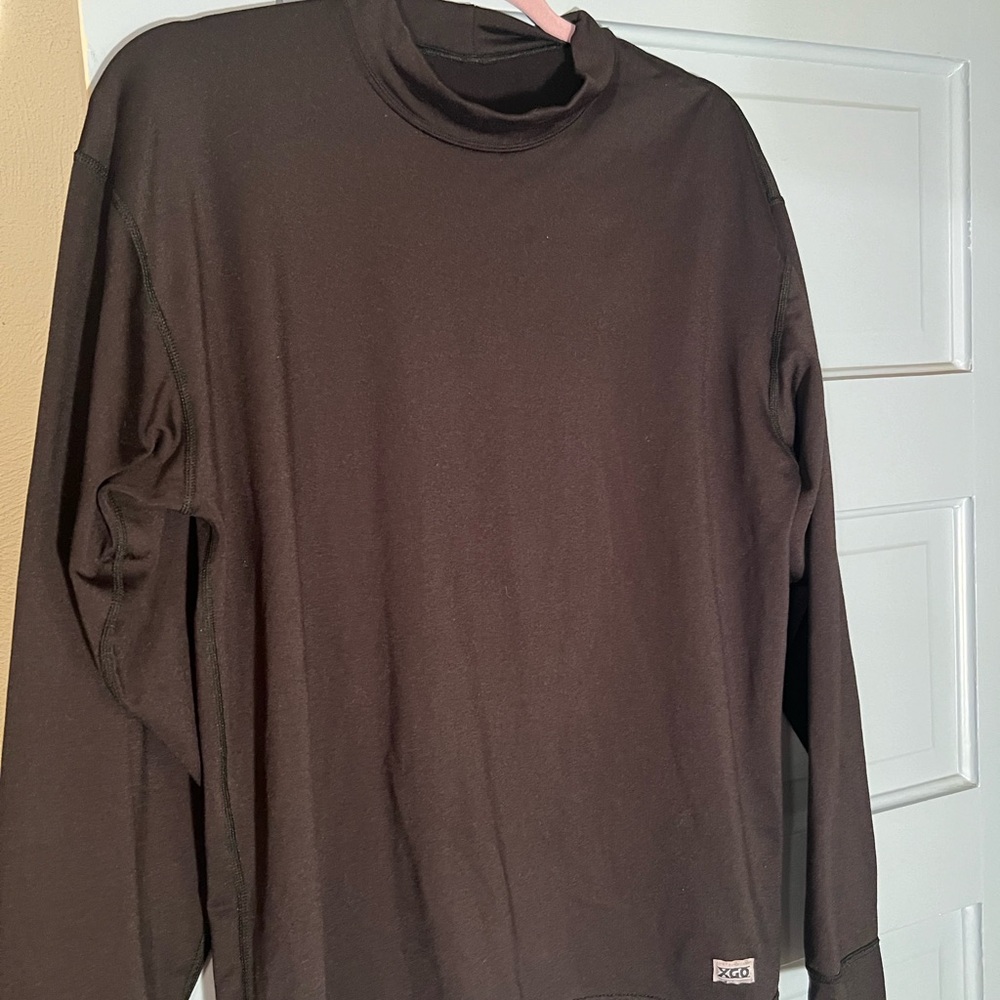 Winter workout shirt